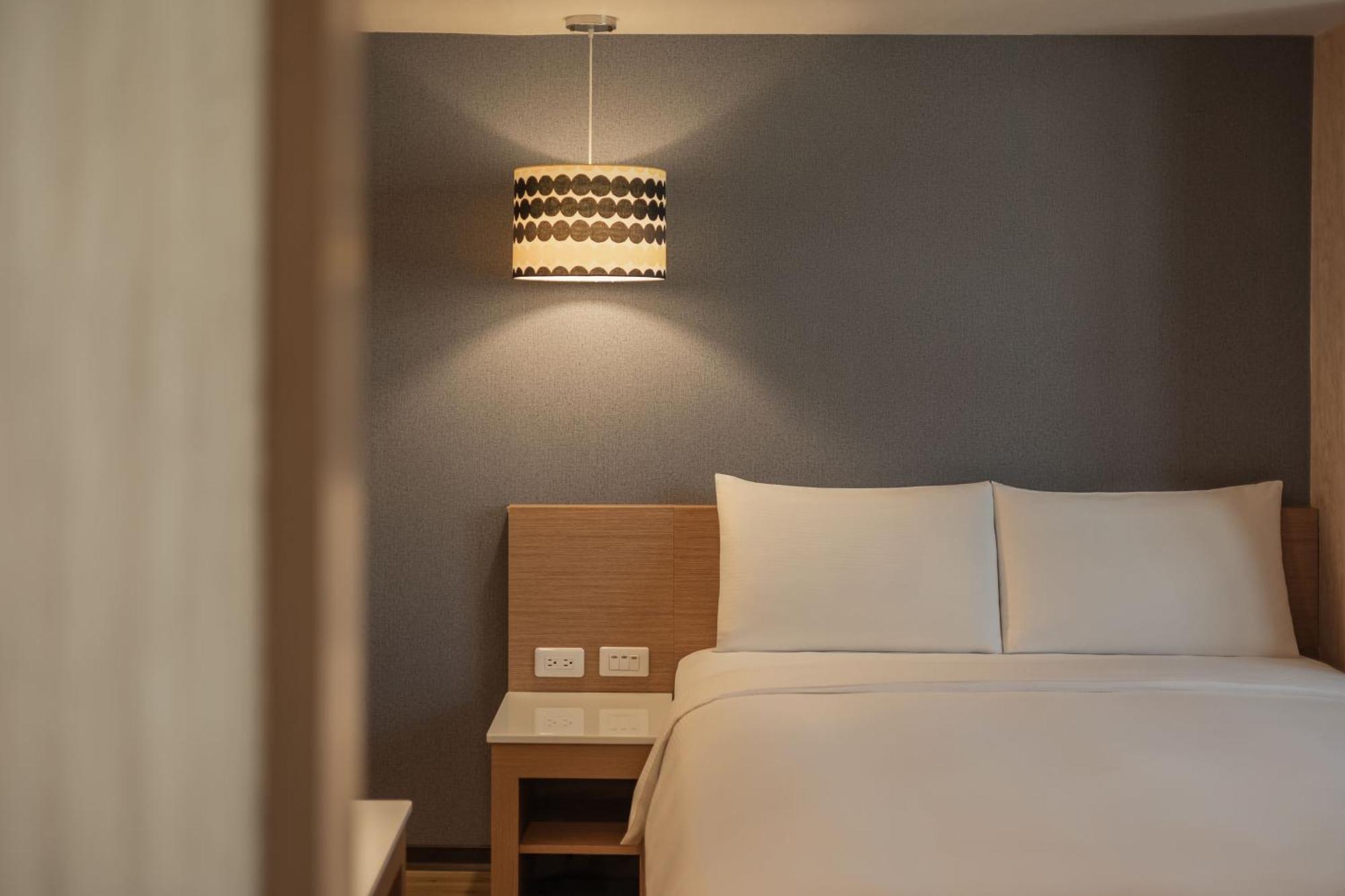 Kindness Hotel - Tainan Chihkan Tower Room photo